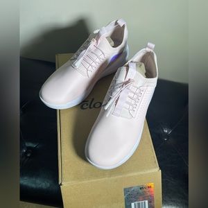 NIB - Clove shoes - ladies size